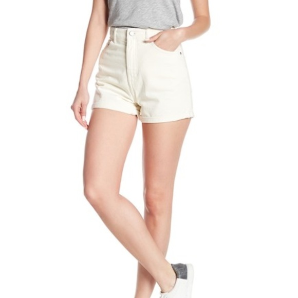 CHEAP MONDAY Donna Cuffed Shorts - Picture 3 of 3